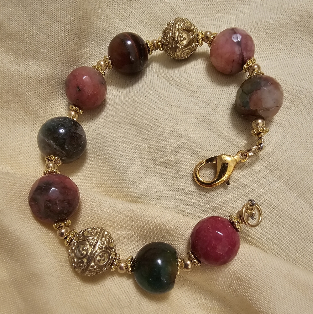 7 inch, Vintage Chalcedony & Tigers Eye Bracelet, 925 Silver, 14K YG Plating